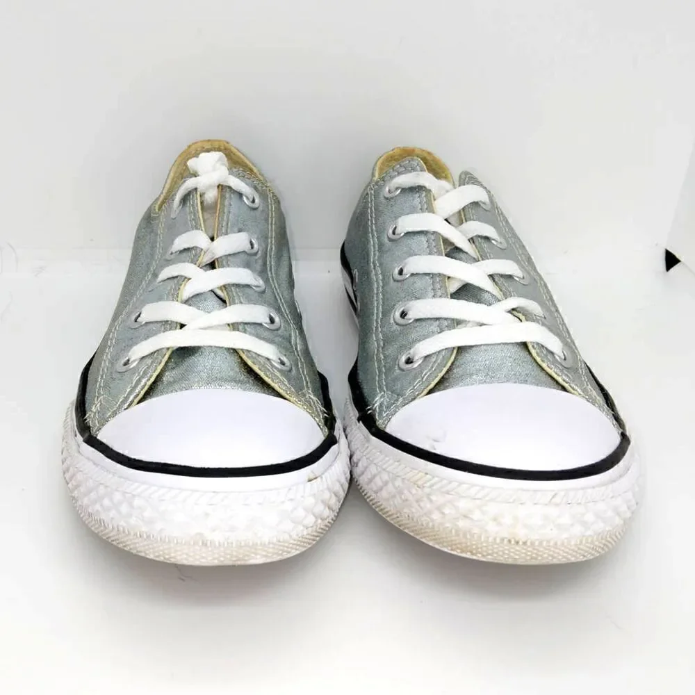 Converse All Star Girls Pre-owned Metallic Blue Low Top Sneakers - sz. 3 Youth